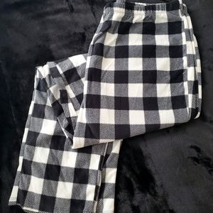 Black & White Plaid Sleepwear Pants
